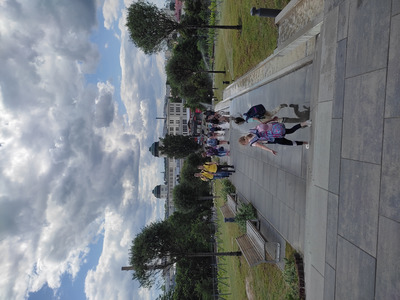  (photo)