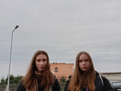  (photo)