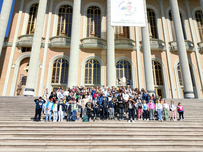  (photo)