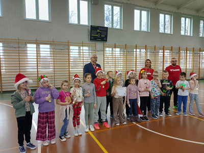  (photo)