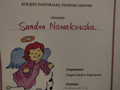  (photo)